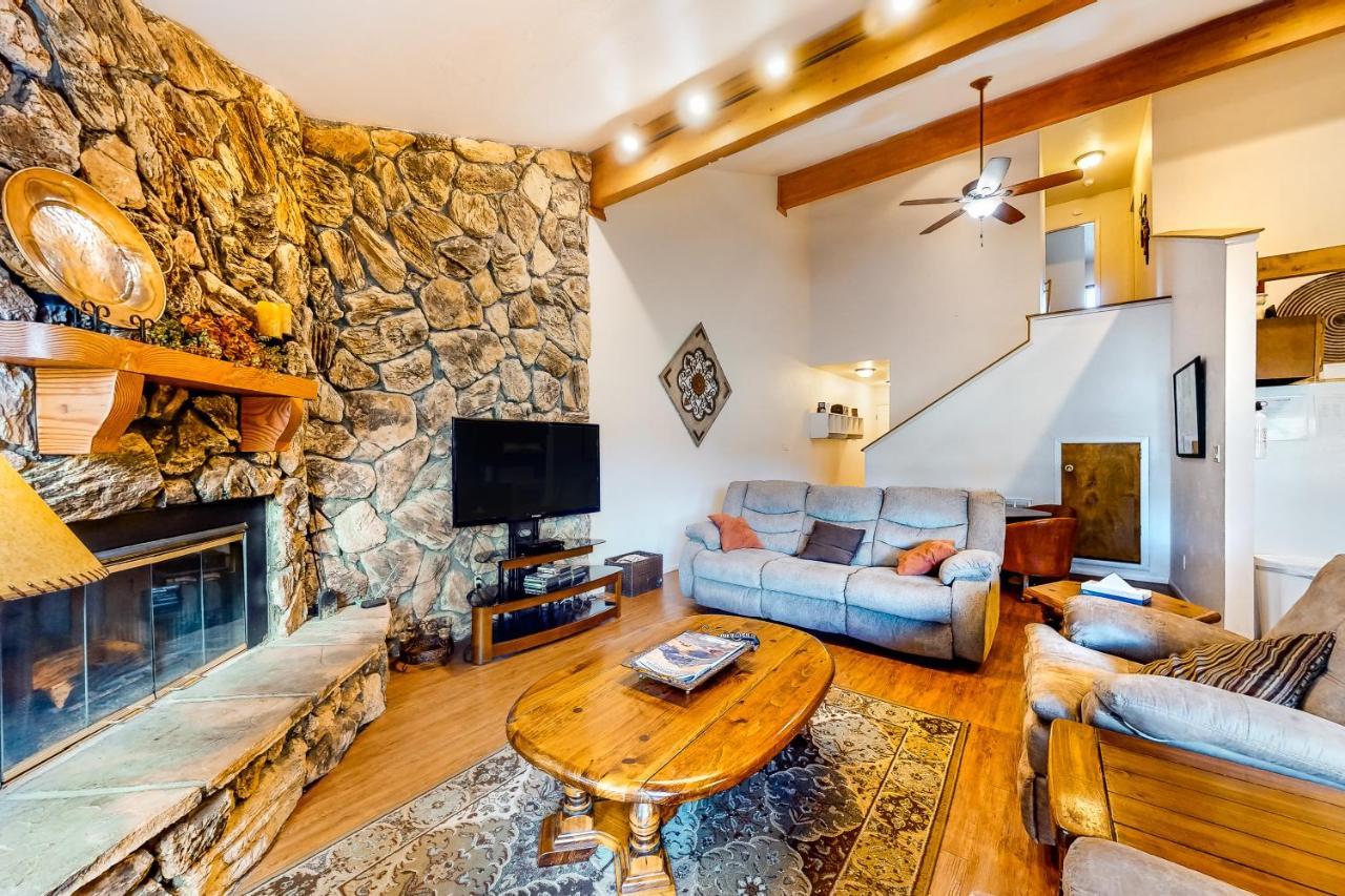 Pines 4031 Apartment พาโกซาสปริงส์ ภายนอก รูปภาพ