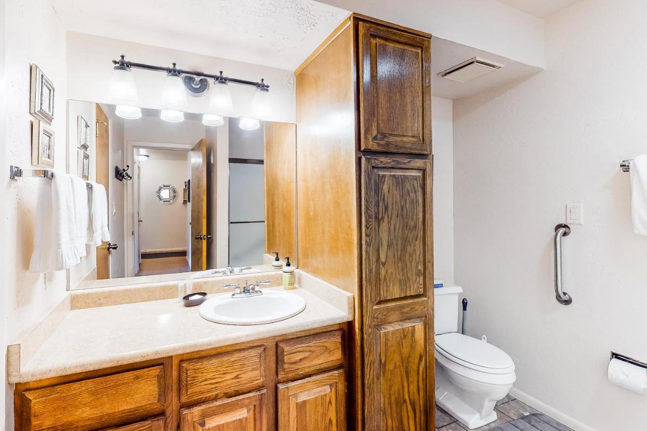 Pines 4031 Apartment พาโกซาสปริงส์ ภายนอก รูปภาพ